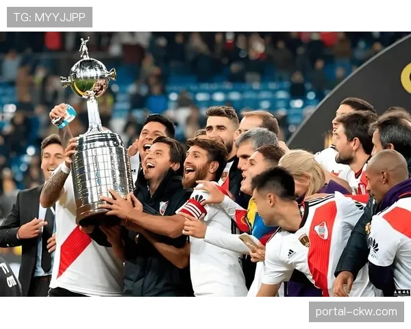 欧冠半决赛对阵分析：控球风格与反击战术的碰撞